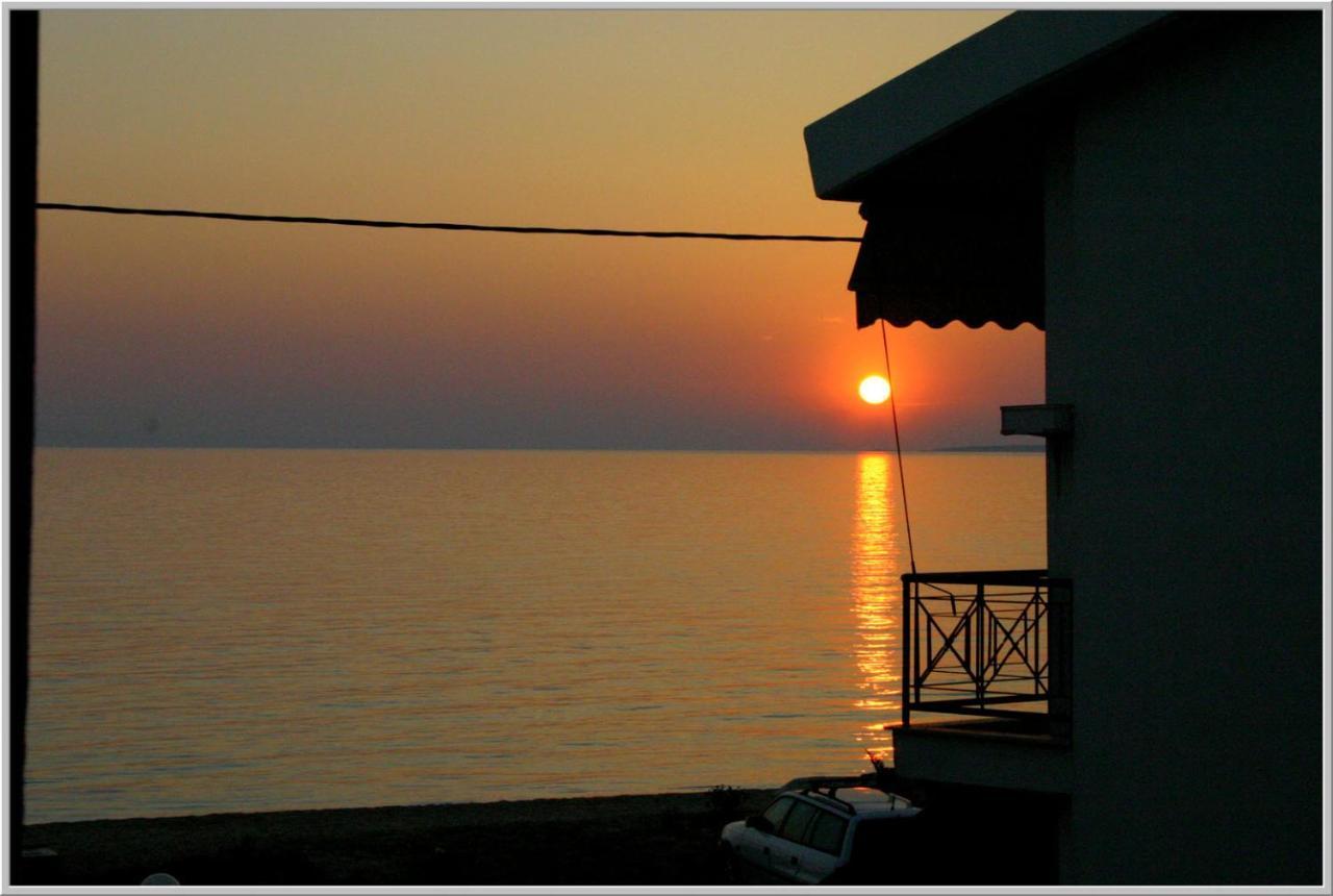 Just 20 Meters From The Beach Toroni Ngoại thất bức ảnh